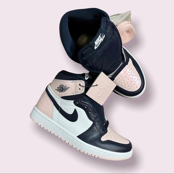 Air Jordan 1 Atmosphere - Picture 4 of 8